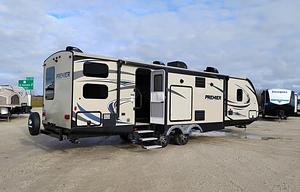 2019 Keystone RV Premier Ultra Lite 34BIPR RV rental photo 1