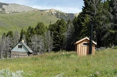 ANTONE CABIN OUTHOUSE
