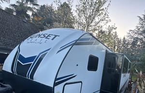2021 Sunset Trail SS272BH RV rental photo 7