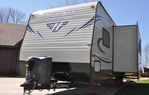 27 ft Keystone Hideout 272LHS Travel Trailer