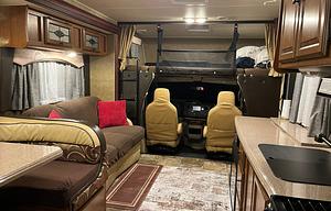 Fini’s Cozy Camper Rental