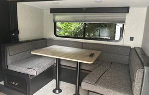 2021 Cherokee Wolf Pup 17JG RV rental photo 5