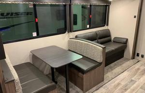 "The Hideout" - 2020 Keyston bunkhouse with 1.5 Bath