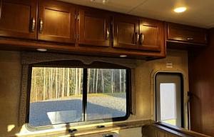 Bunk Floorplan Freedom Elite 30FE - Sleeps 8!