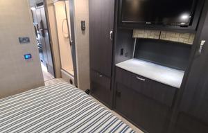 2018 Dynamax Isata 4 FREE GENERAT.200 mi FREE A DAY