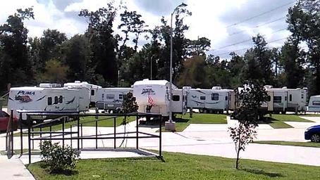 Bayou Bend RV Resort