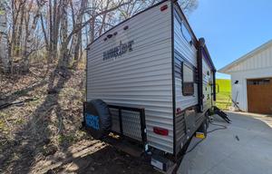2021 Forest River 28DT – Sleeps 9!