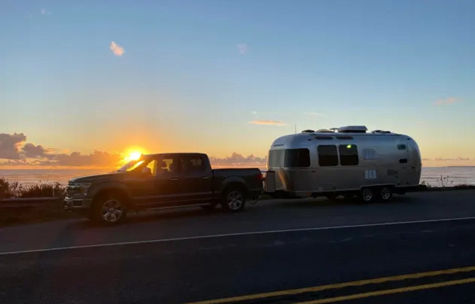 2017 Airstream RV Flying Cloud 23FB HAL 611