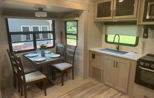 2023 Forest River RV Flagstaff Classic FL 1903047