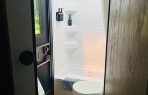 Tennessee Glamping!**FULLY LOADED***