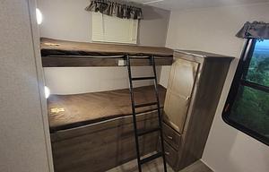 2018 Dutchmen RV Coleman Light 3015BH