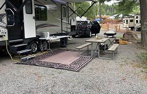 2019 Dutchmen RV Coleman Light 2435RK
