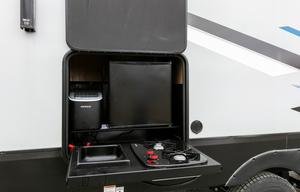 Cherokee Arctic Wolf | Luxury 5th Wheel Bunkhouse