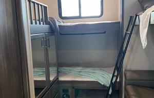 RV Rental, Delivery, & Set up