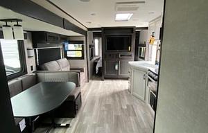 Glamping Good Times! - 2022 Jayco 38BHDS