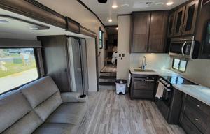 Family-friendly RV near NC beaches with delivery