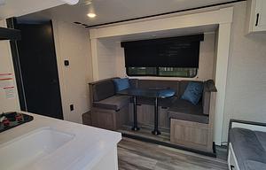 Wild Coast Bunkhouse - Family and Pet Friendly