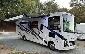 Road Birds’  2023  Windsport 29M ready to roll!