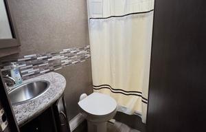 2020 Thor Motor Coach Four Winds 22B RV rental photo 9