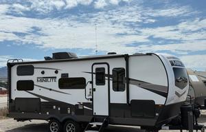 Rockwood Mini: Bunks, Murphy Bed, Outdoor Kitchen!