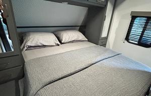 The Voyager~ 2 bed/1 bath Quad bunks, sleeps 8