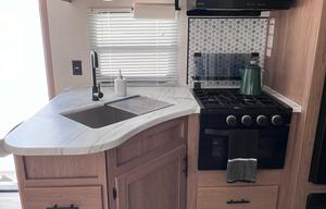 Family Bunkhouse - flexible timeframes/no cleaning