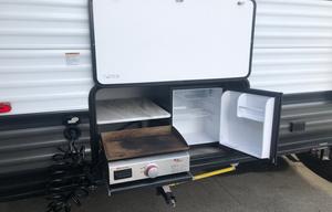 Family Glamper with bunkhouse and outdoor kitchen
