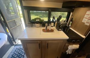5 starts Rv trailer