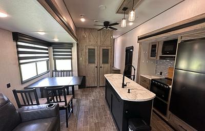 2021 Artic Wolf 3770 Suite-Condo on Wheels