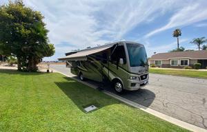 2019 Newmar Bay Star 3124