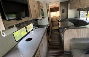 2018 Sunseeker 3010DS Ford RV rental photo 9