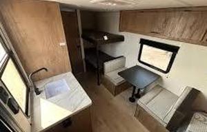 Easy Florida Getaway | Delivered Camper | Sleeps 5