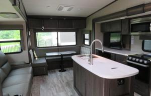 The Luxe - 2022 Grand Design Reflection 31MB