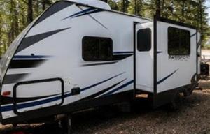 Bunkhouse/Outdoor Kitchen-Sleeps 8-Delivery Avail