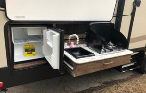 2018 Keystone Cougar 31SQB - Sleeps 11