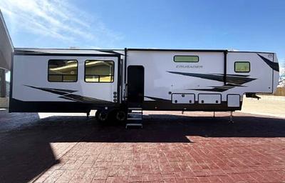 2027 Prime Time RV Crusader BONUS38