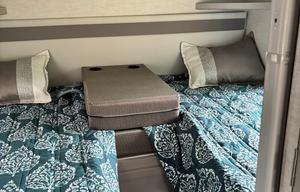 2025 Thor Motor Coach Four Winds 25V RV rental photo 8