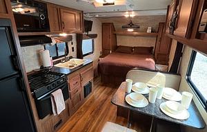 Clean Couples Camper-Delivery  or Self-Tow Option