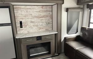 2021 Dutchmen RV Kodiak Ultra-Lite 313RLSL RV rental photo 5