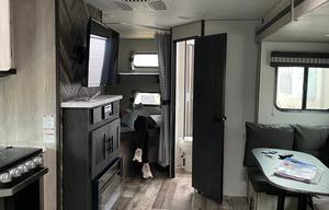 2021 KZ Connect 27’ Bunkhouse