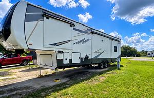 The Cypress Creek • Sleeps 12  FW-4G