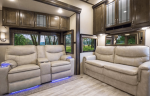 2020 Grand Design Solitude 377MBS RV rental photo 3