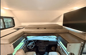 Family&Pet Friendly - 2024 Forest River SUNSEEKER