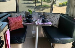 2018 Airstream RV Flying Cloud 19CB
