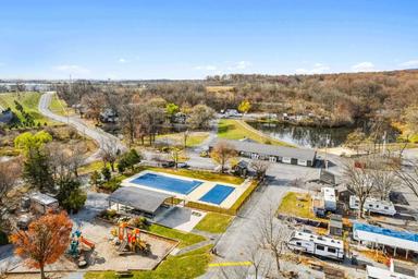 Regal Mountain Springs Camping Resort