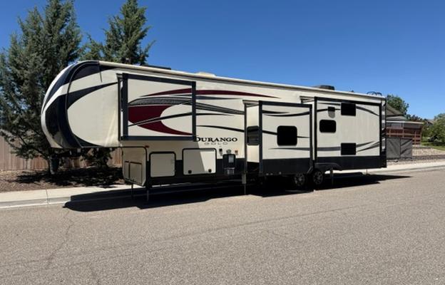 2016 KZ Durango Gold 8 Guests - DELIVERY ONLY