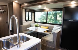 FULLY LOADED Spacious Bunkhouse