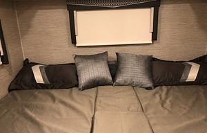 2022 Thor Motor Coach Vegas 24.1 Sleeps 6!