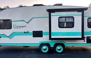 K & M’s Vintage Voyager (Delivery only)