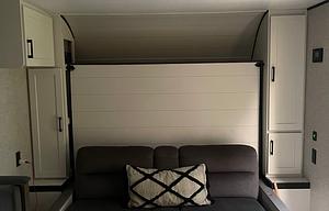 The little lodge - cozy family camper for 8!